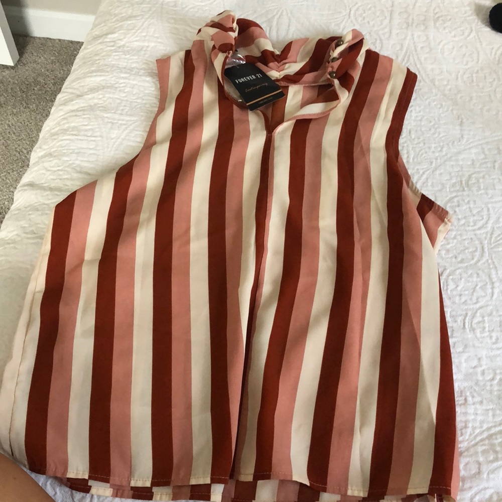 Cute blouse